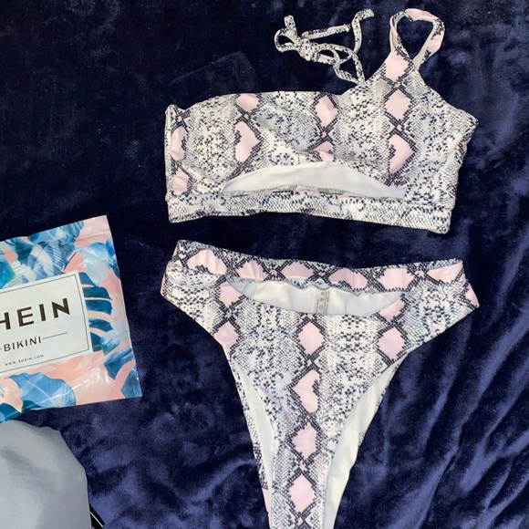 BRAND NEW M Snake print SHEIN Bikini Set - Picture 2 of 6